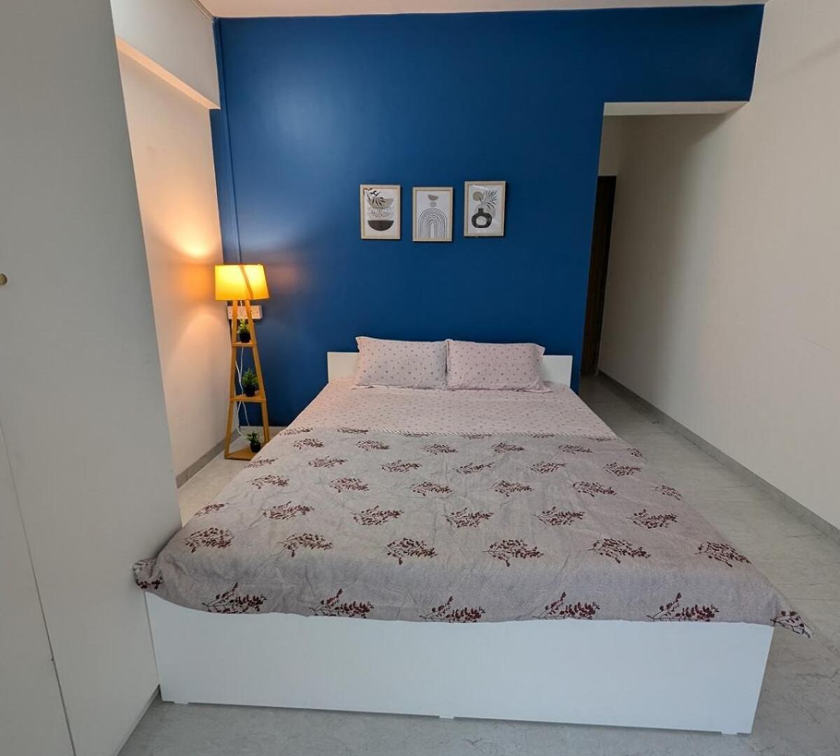 Peaceful & Spacious 2 Bhk Near Airport Apartment Mumbai