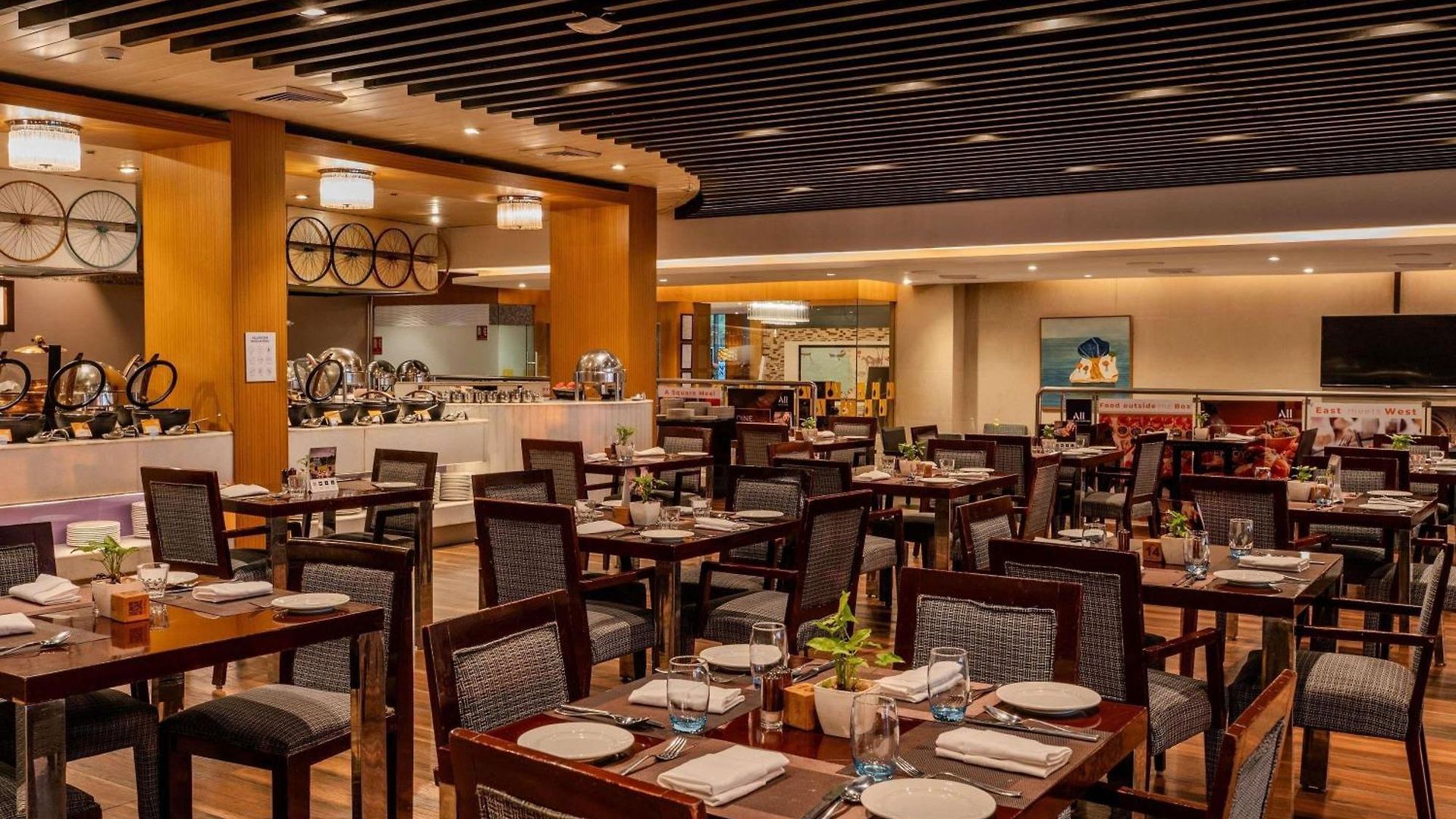 Novotel Juhu Hotel