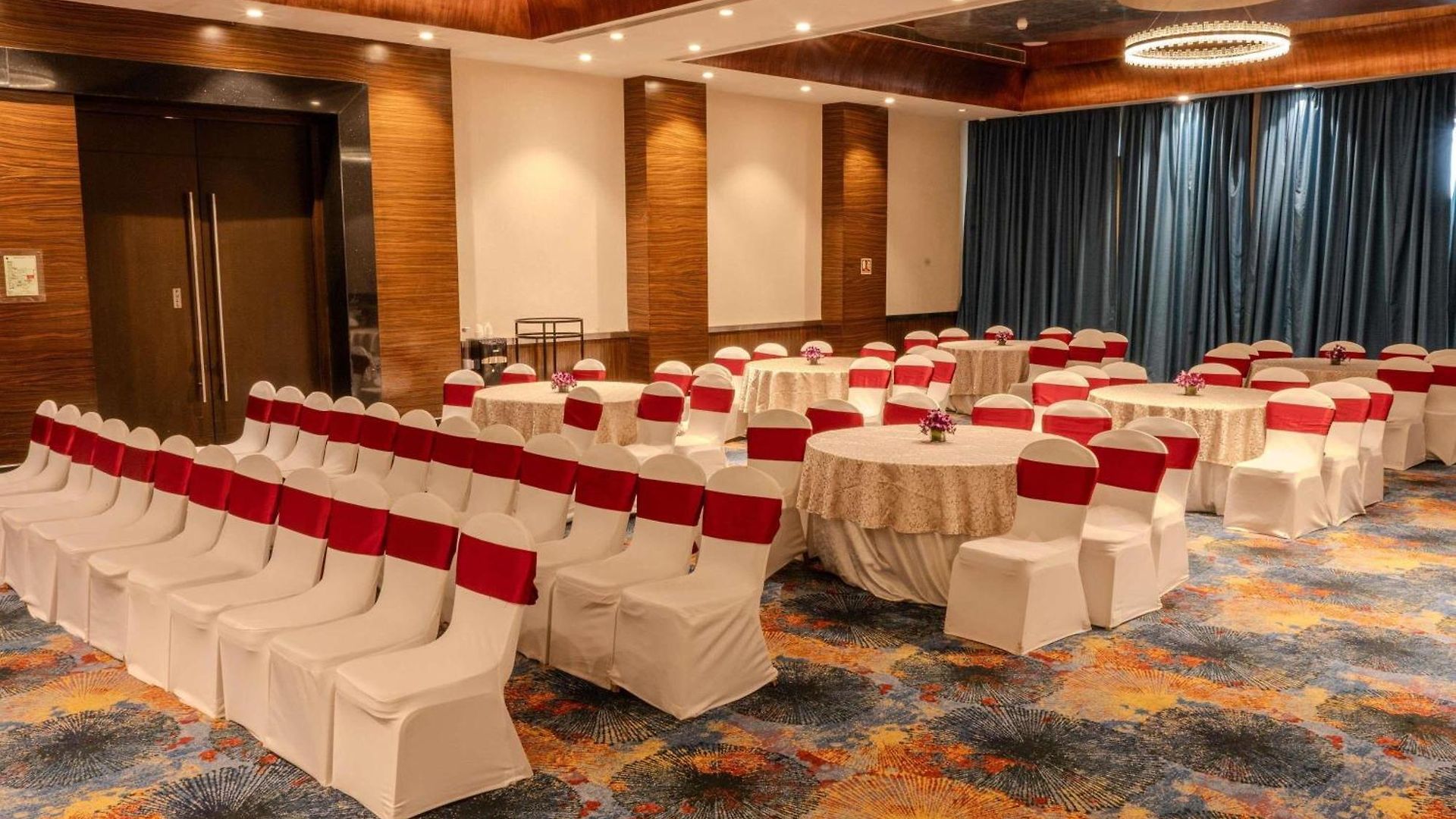 Novotel Juhu 5*