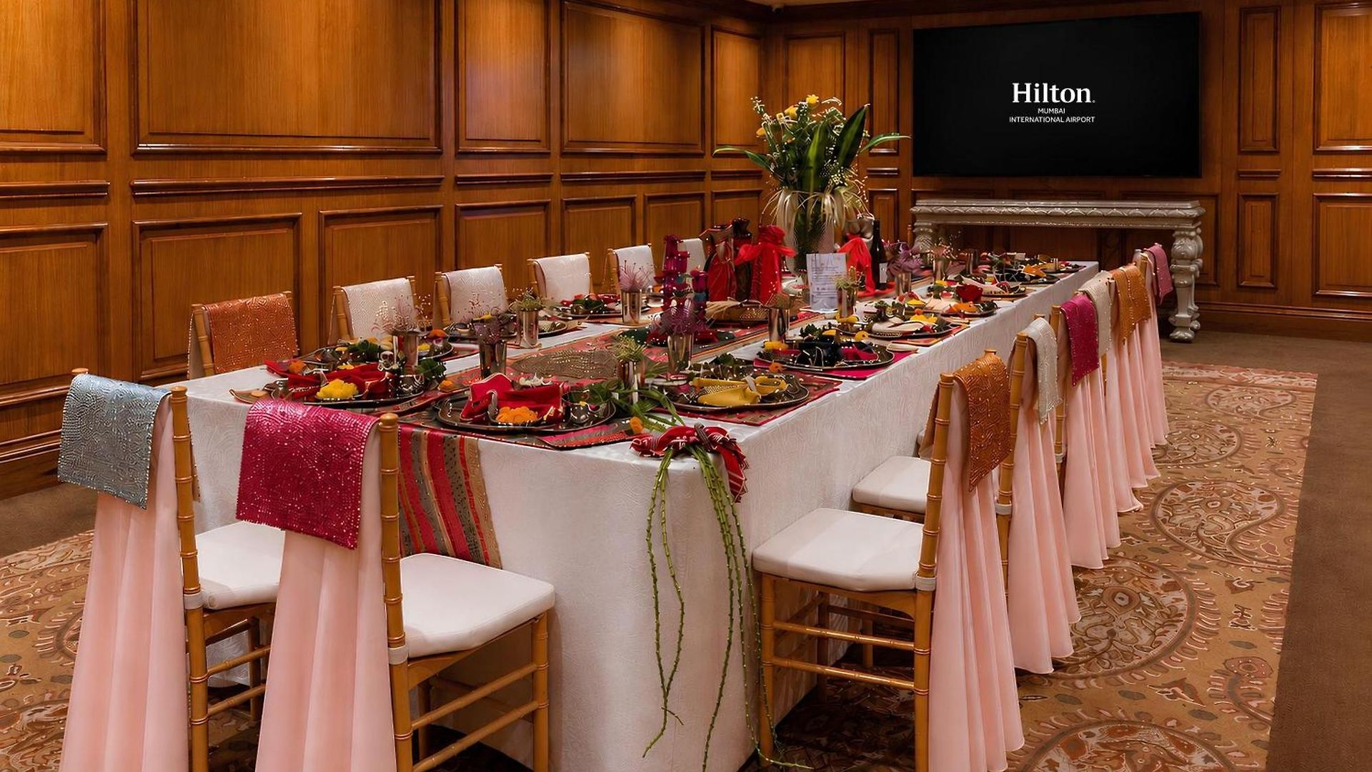 Hotel Hilton International Airport 5*