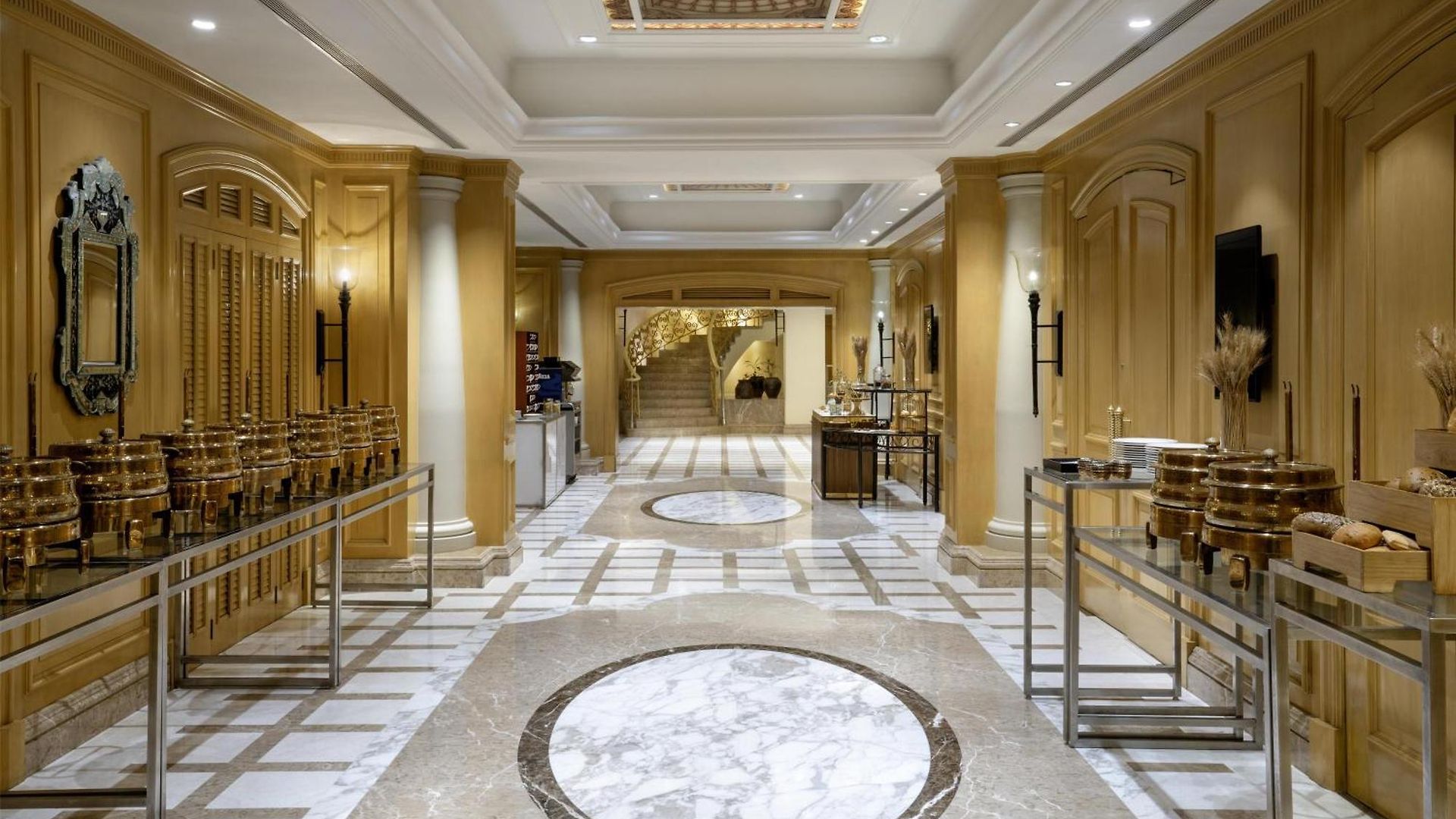 Hilton International Airport 5* Mumbai
