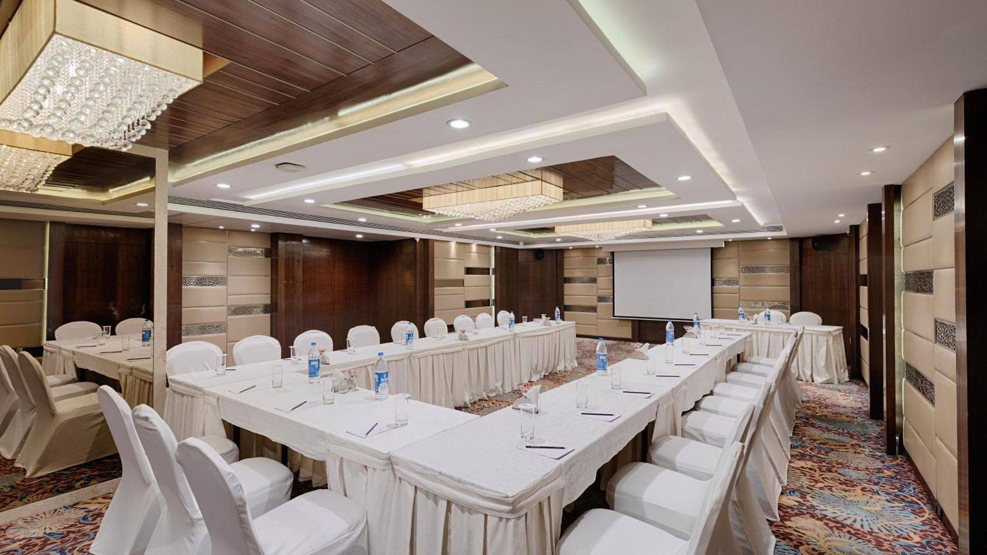 Hotel Heritage Formerly Known As Comfort Heritage Mumbai