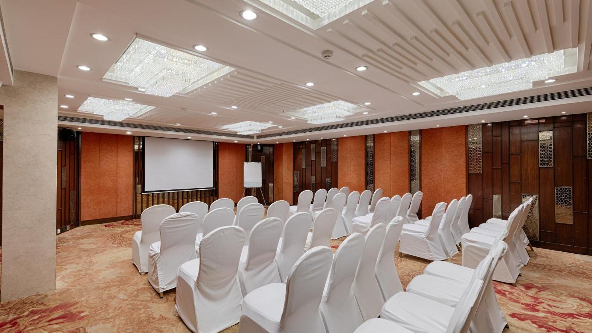 Heritage Formerly Known As Comfort Heritage Hotel Mumbai