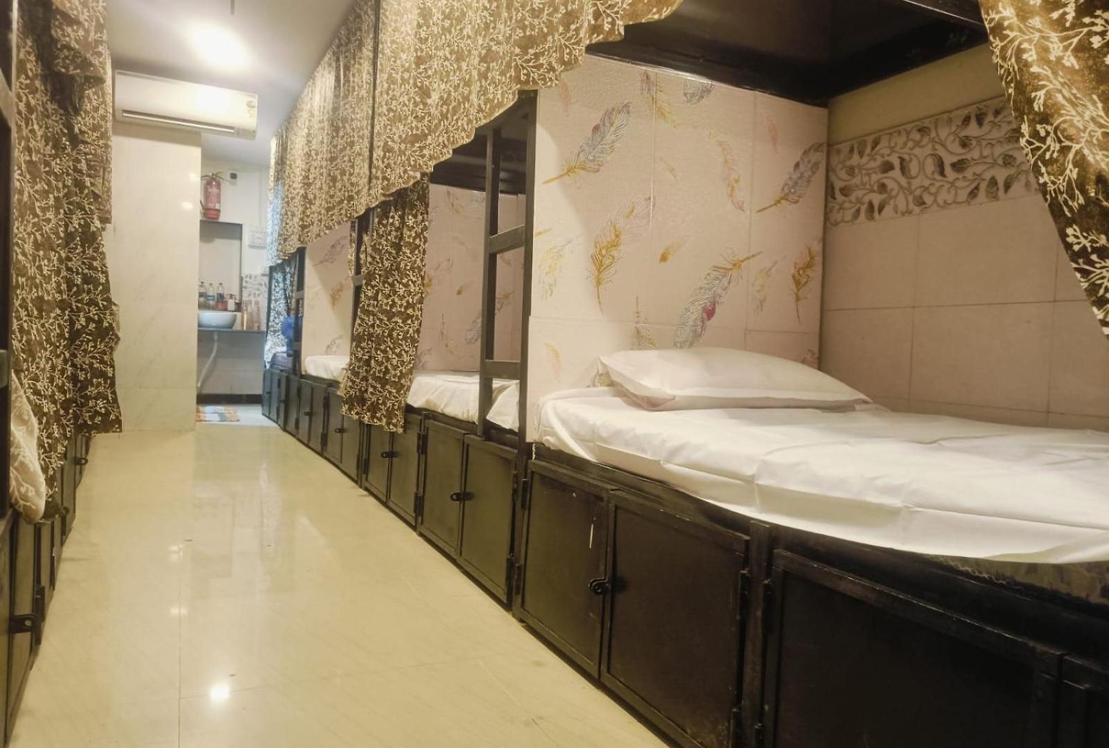 Bed & Breakfast Rrb *