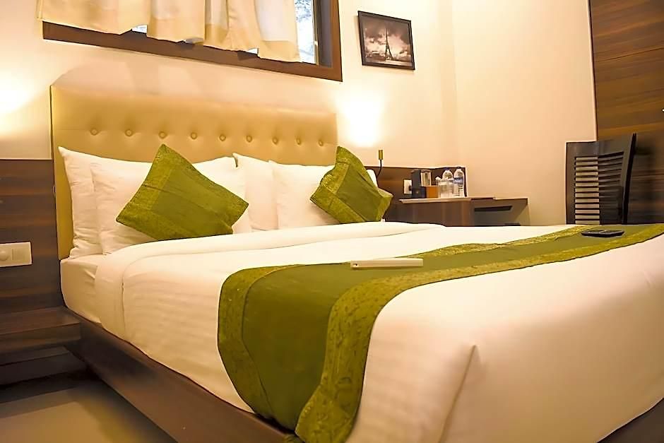 International Hotel 3*