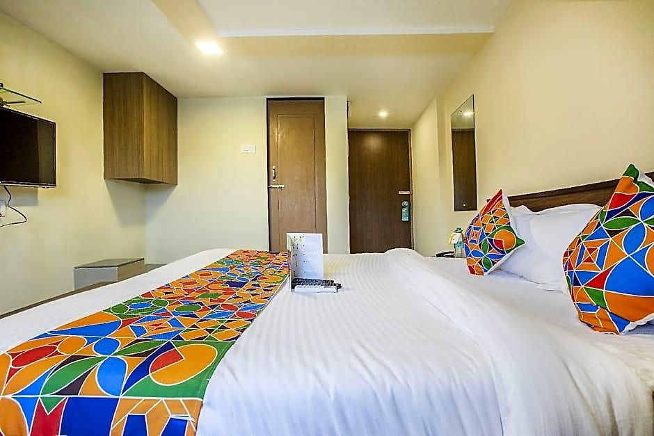 Fabhotel Silver Hotel