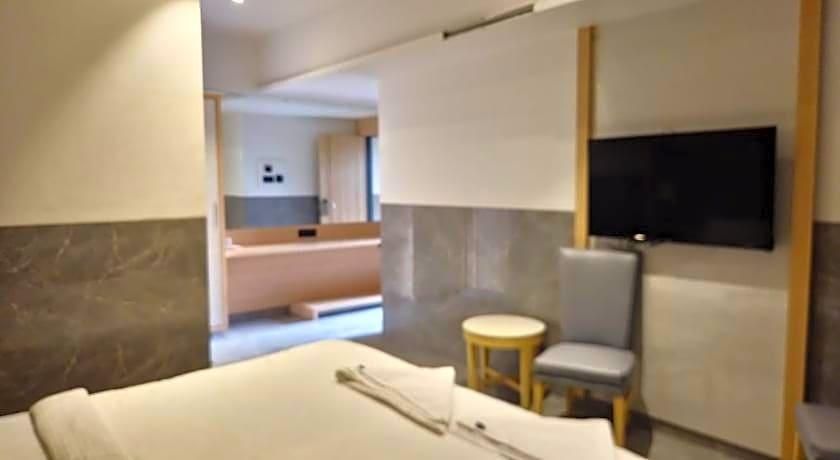 Hotel Suncity Residency 3*