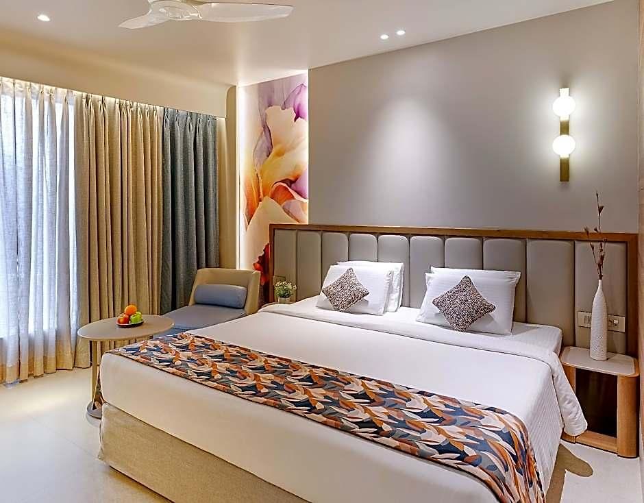 The Regale By Tunga Hotel Mumbai