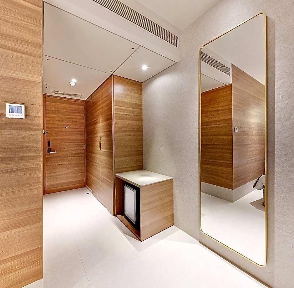 Hotel The Regale By Tunga
