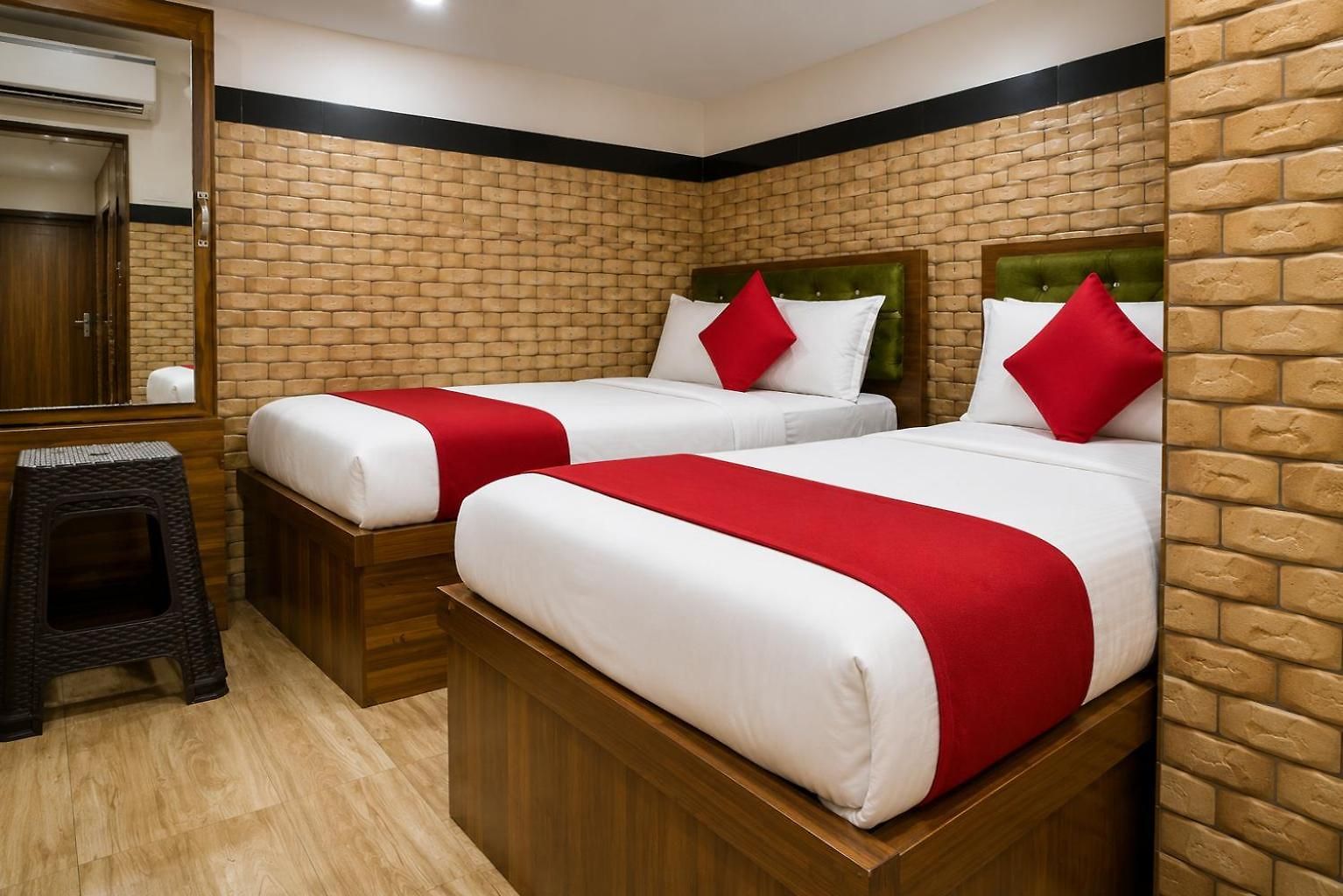 Angel International-nxt To Sahar Metro Stn