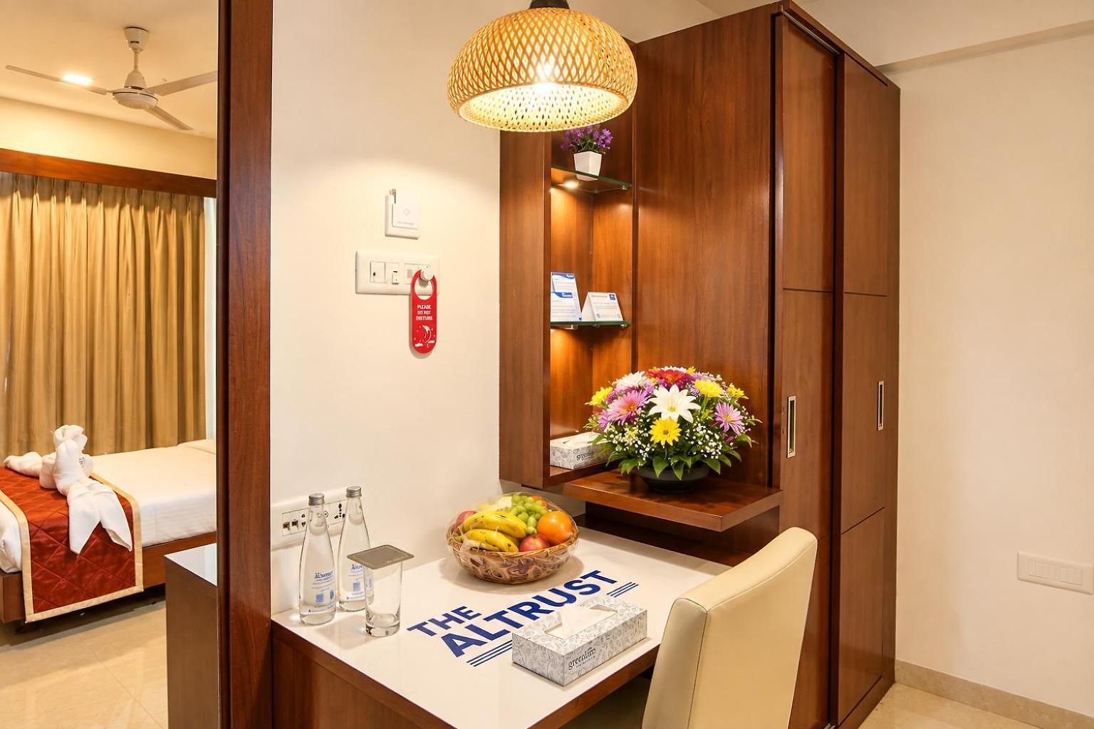 Hotel The Altruist Andheri
