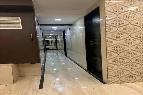 Qamar Hotel 2*