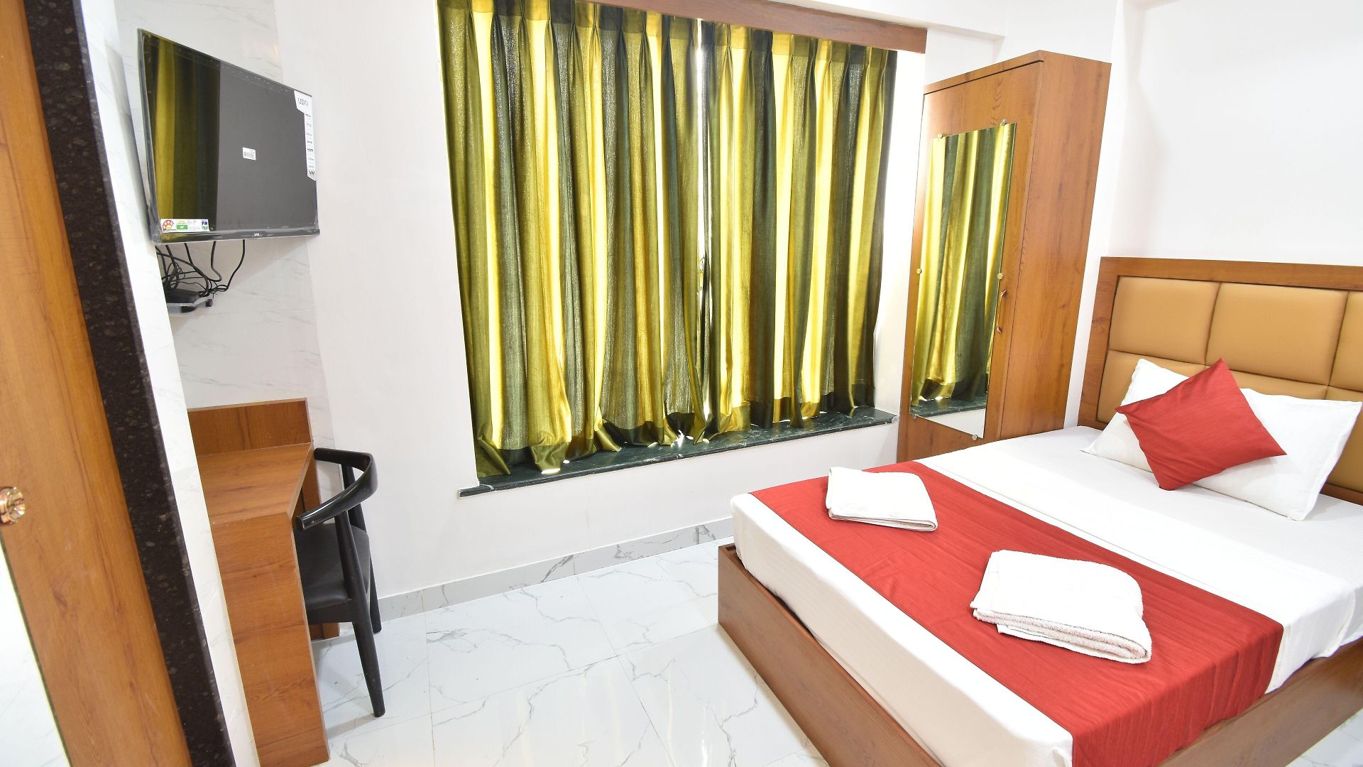 Airport Annex Hotel *
