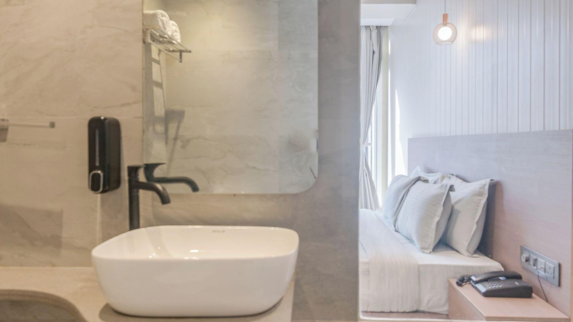 Aura - Near Malad Link Road