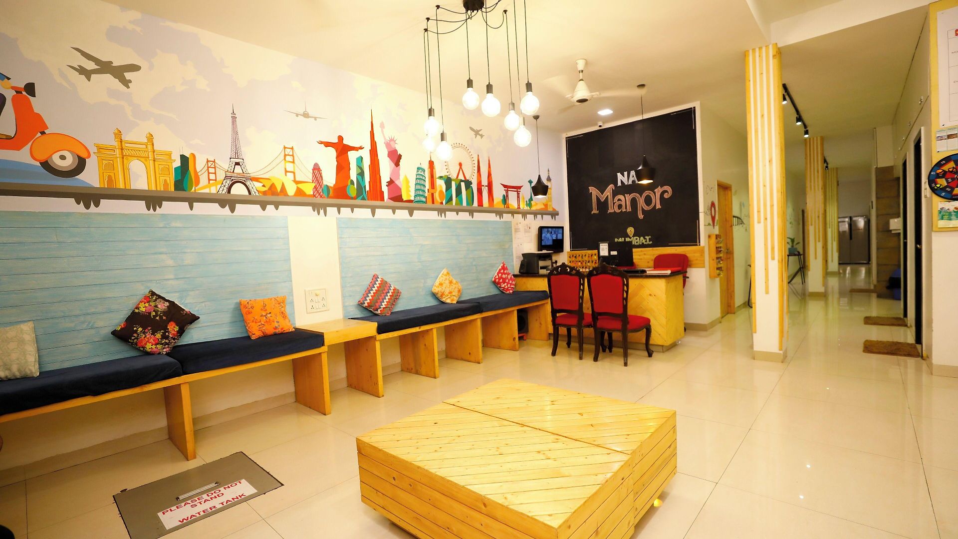 Nap Manor Hostel *