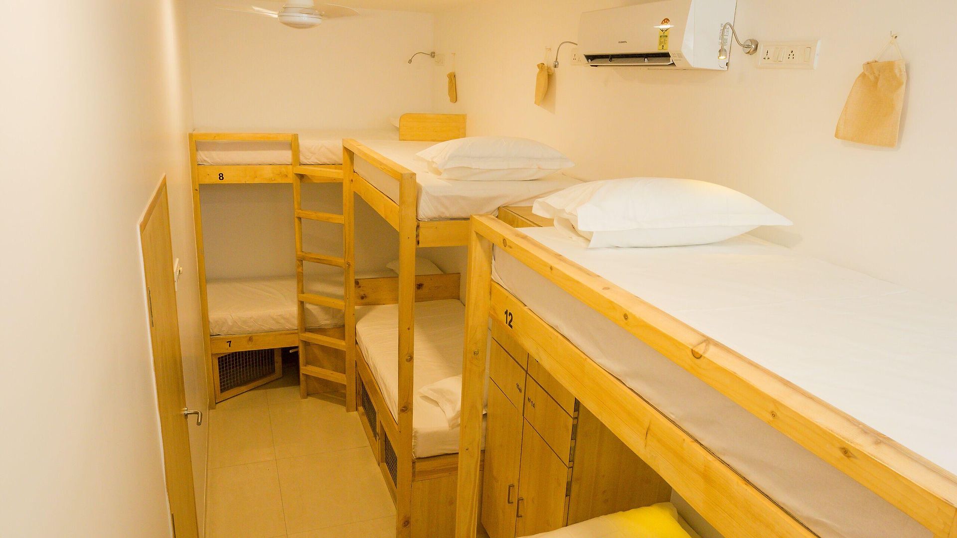Nap Manor Hostel Mumbai