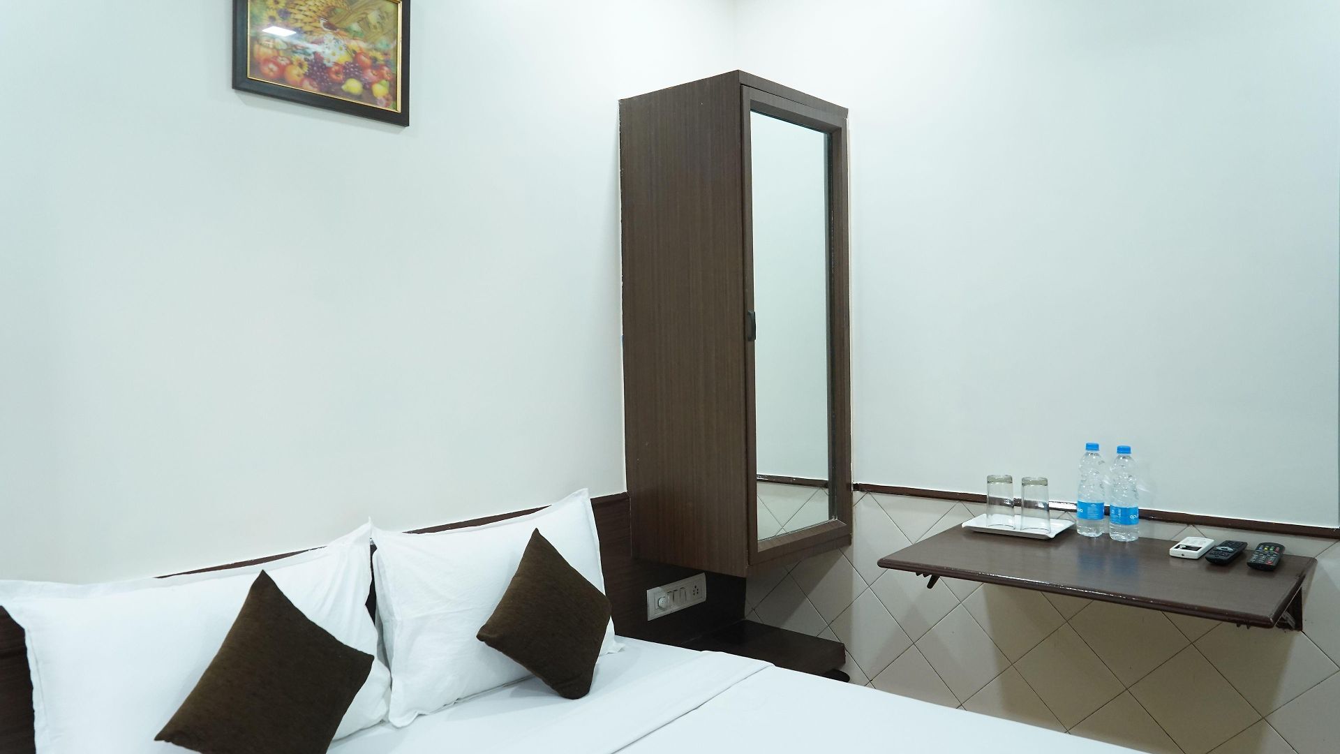 Sharda Residency Hotel Mumbai