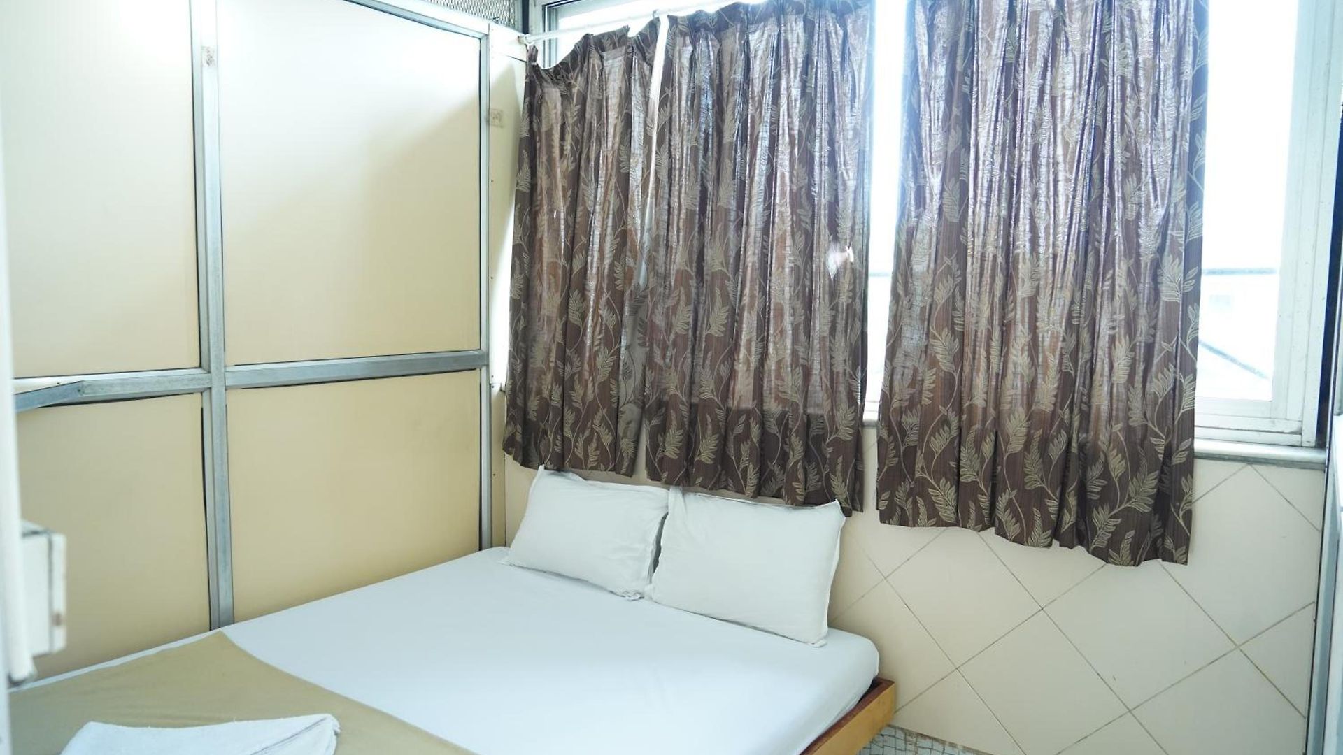 Sharda Residency Hotel