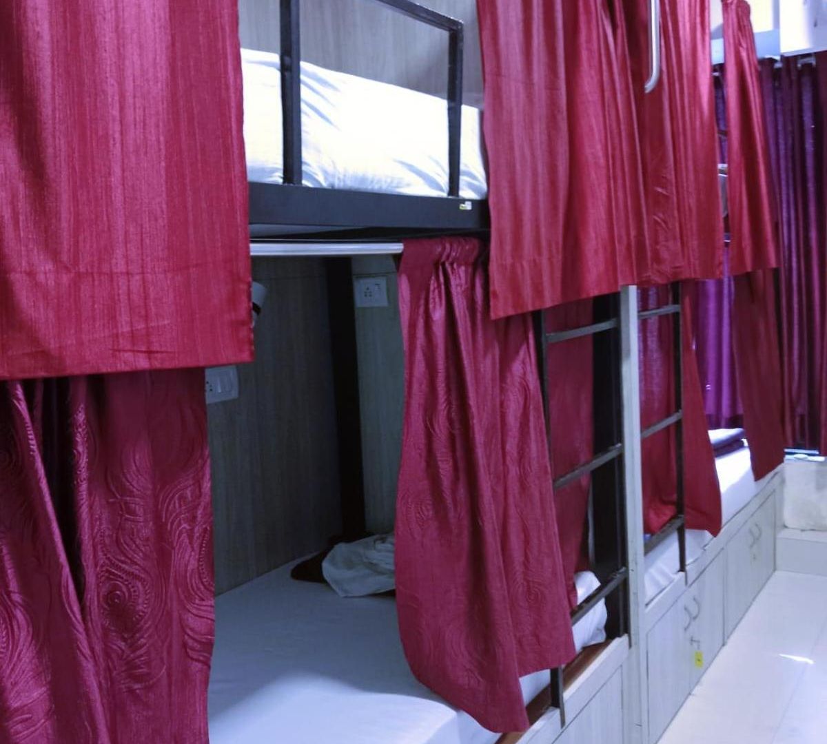 Hostel Bkc Corporate Ac *