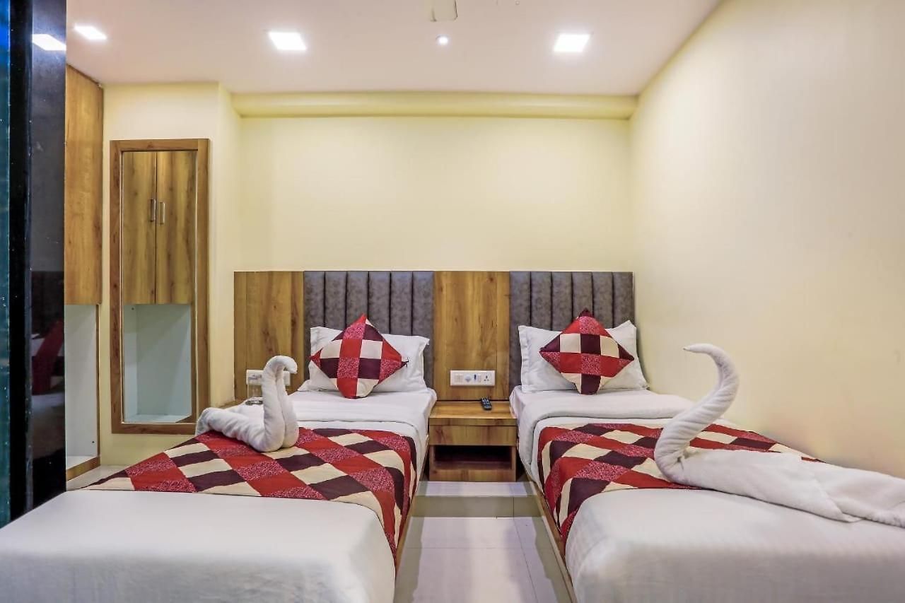 Hostel Bkc Corporate Ac