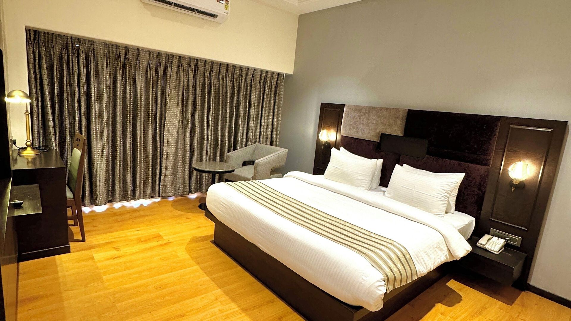 Express Hotel
