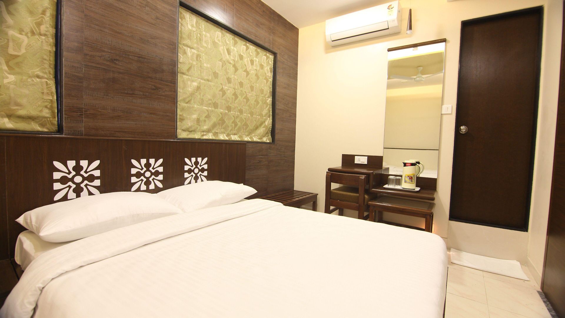 Guest house - Dadar