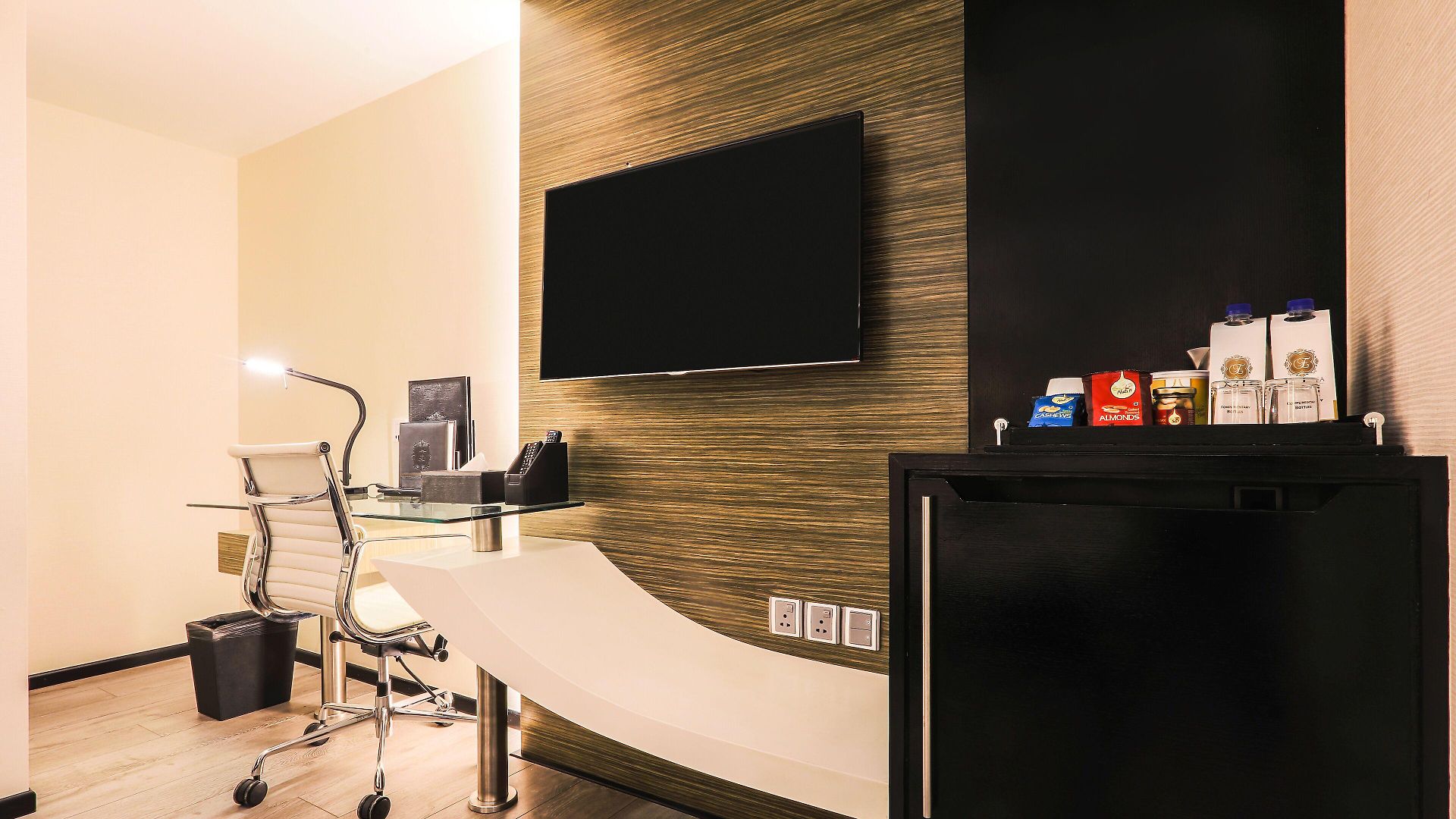 The Empresa Hotel Mumbai