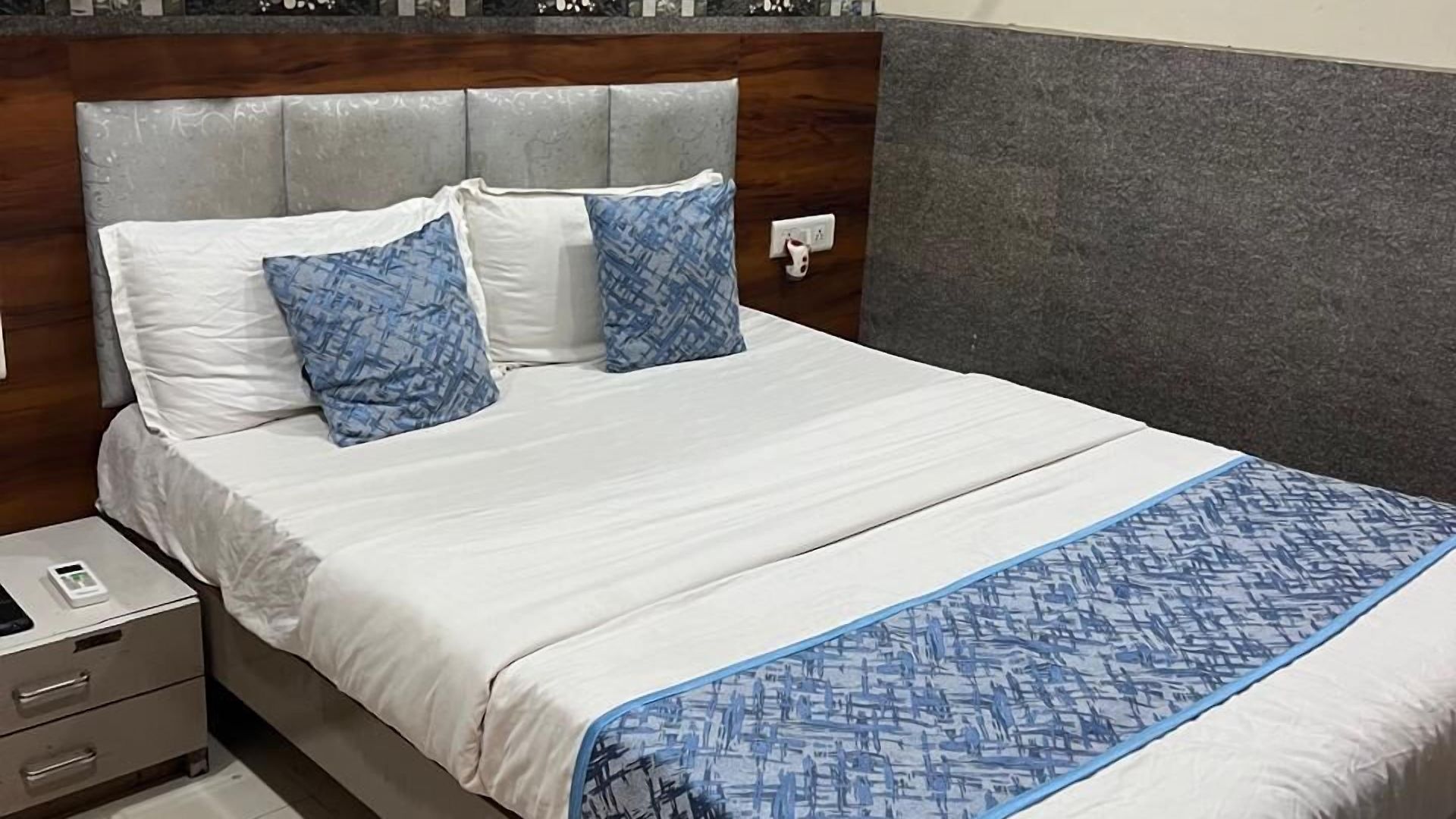 Kf Residency Hotel