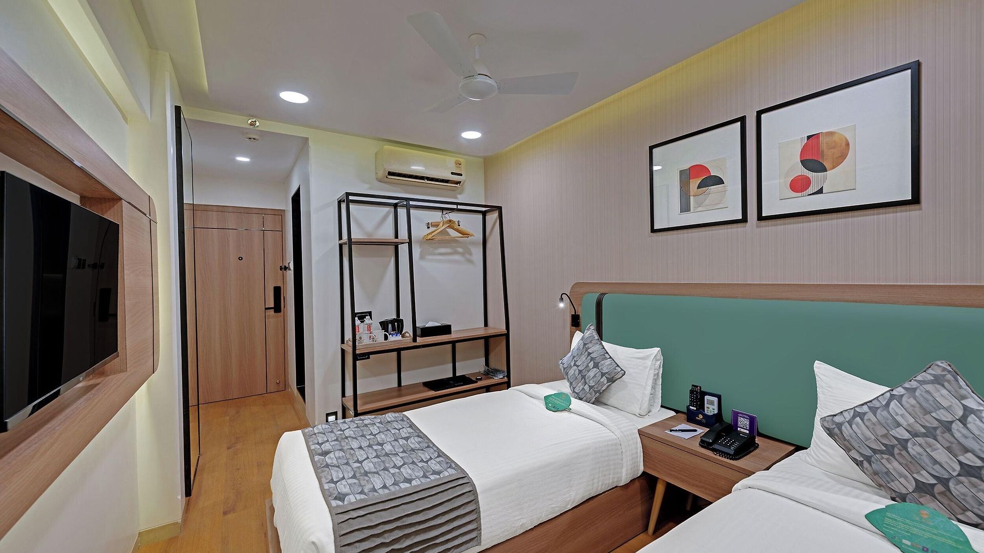 Click Andheri Midc Hotel 3*