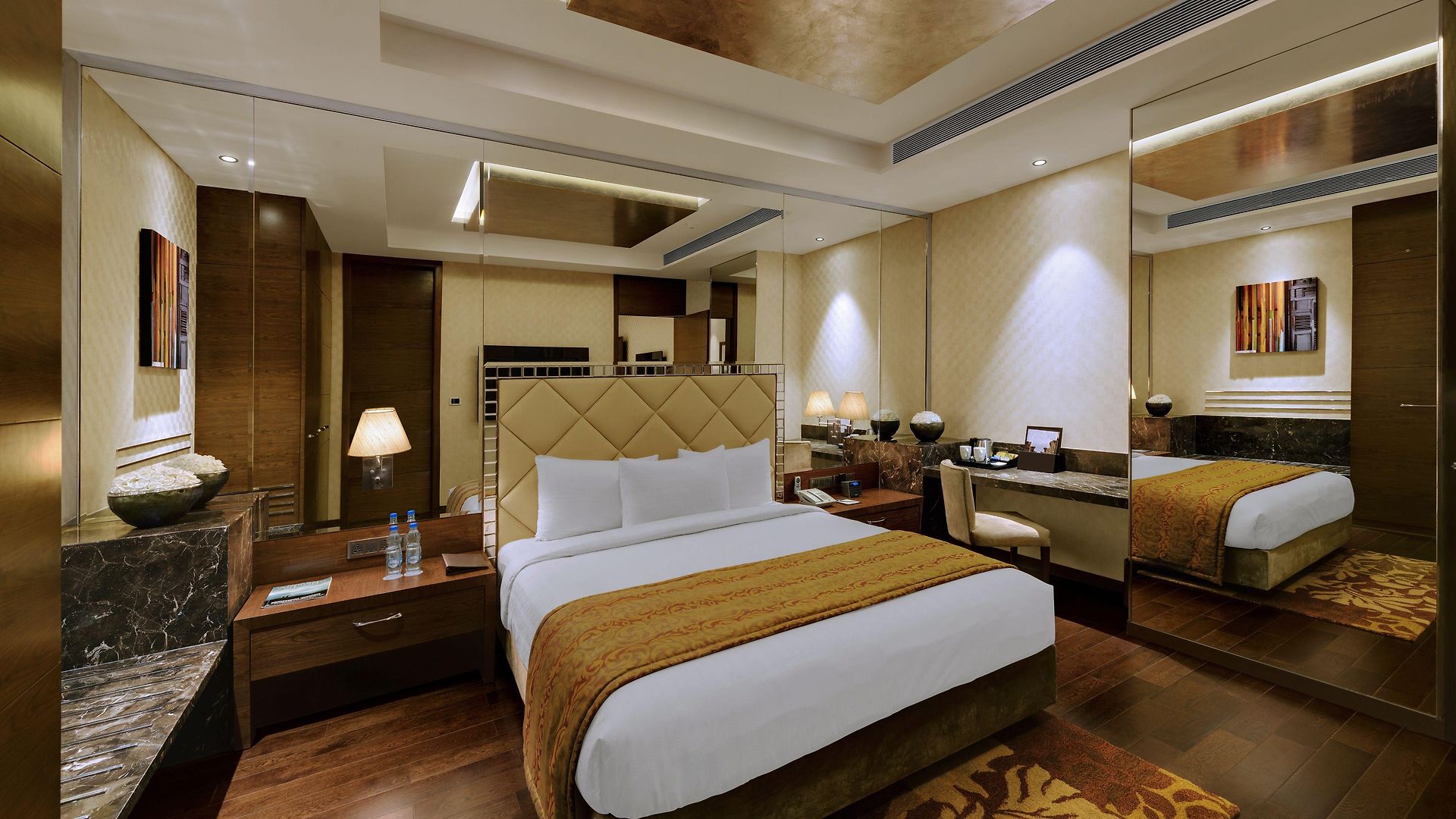 Hotel Niranta Airport Transit & Lounge Terminal 2 Arrivals/landside Mumbai