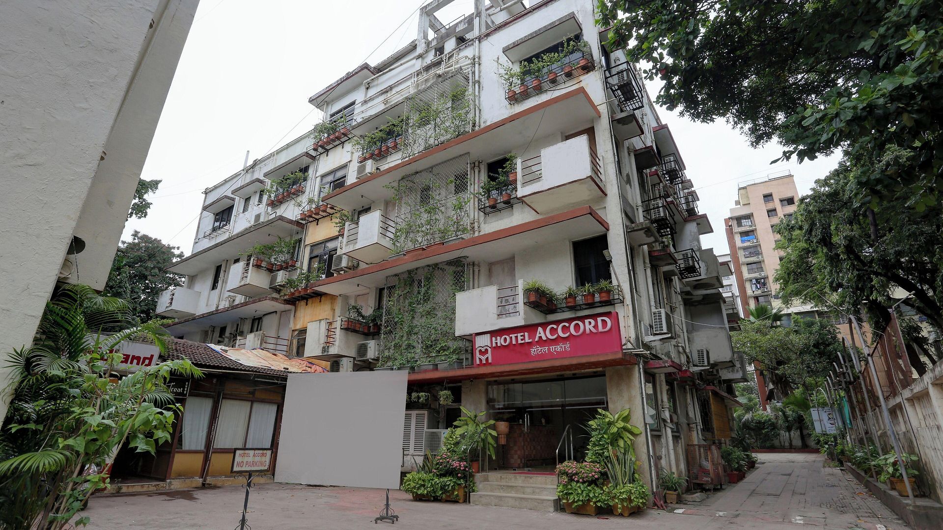 Accord Hotel Mumbai