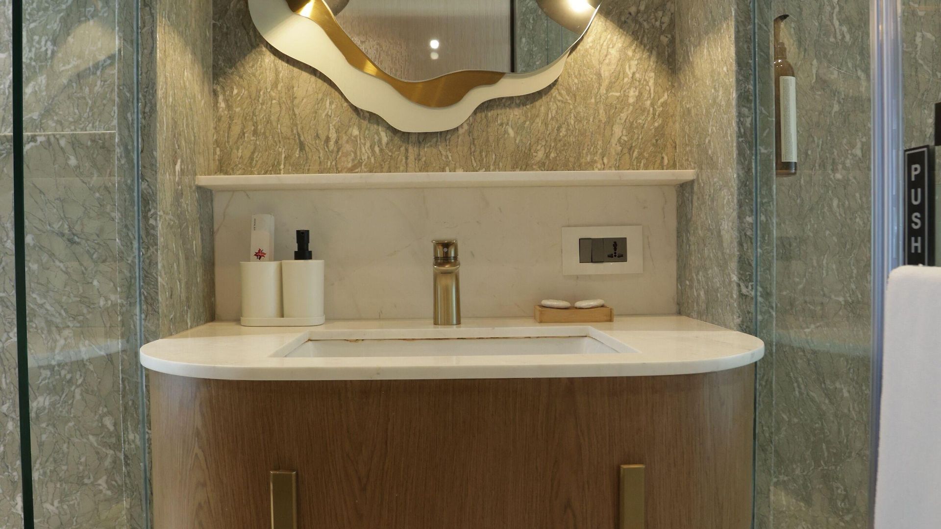 Regency Malabar Hill 3*