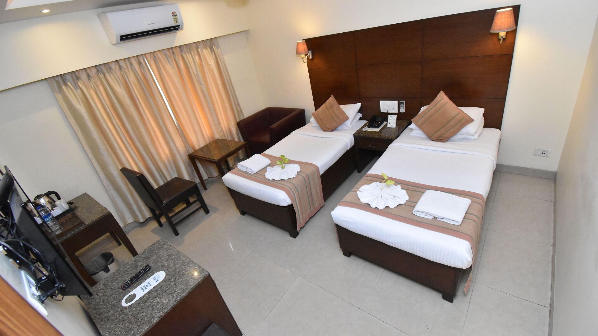 Kings International Juhu Hotel