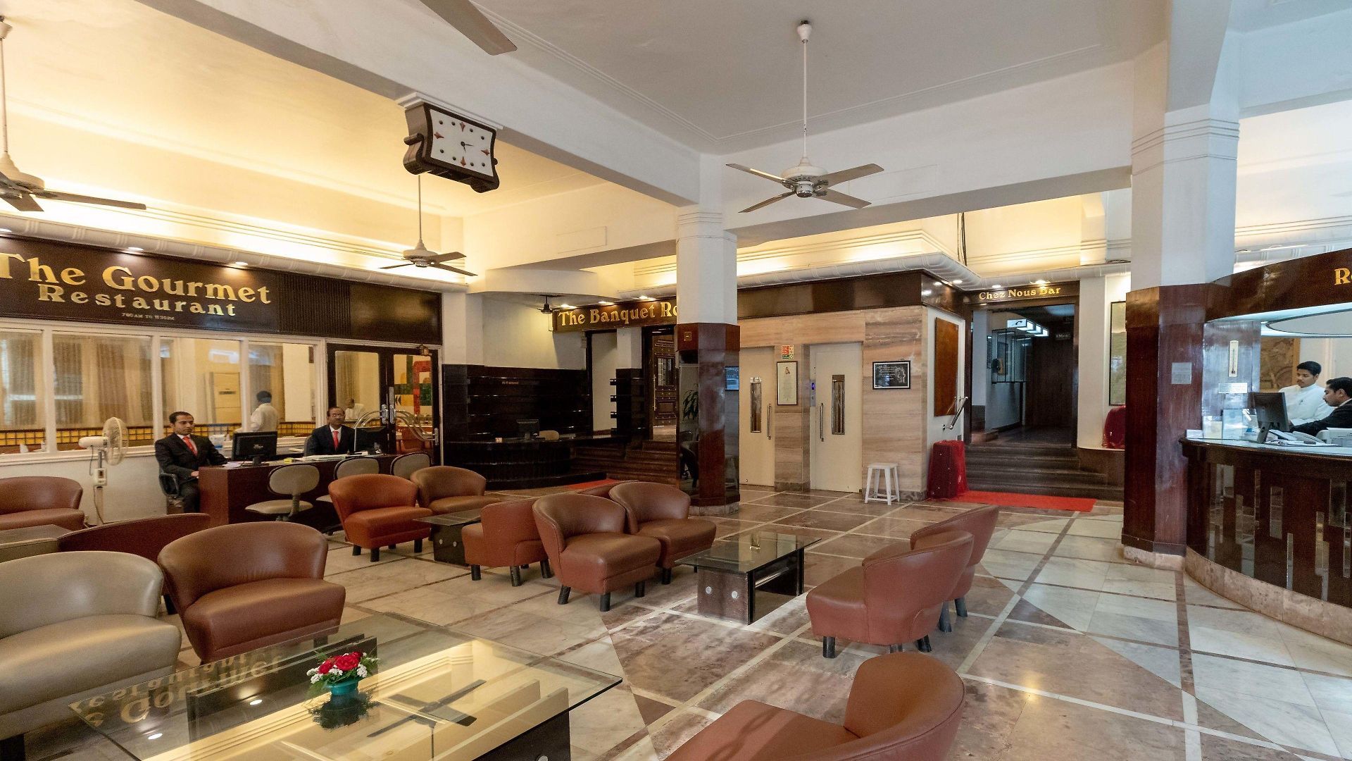 West End Opp Hospital Hotel 4*