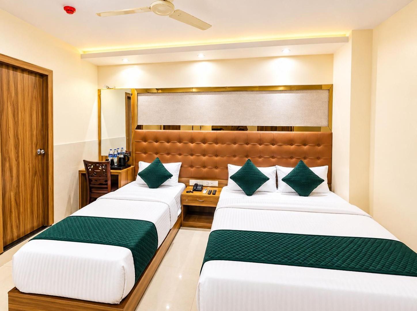 Hotel Bkc Garden - Near Jio Convention Hotel 3*