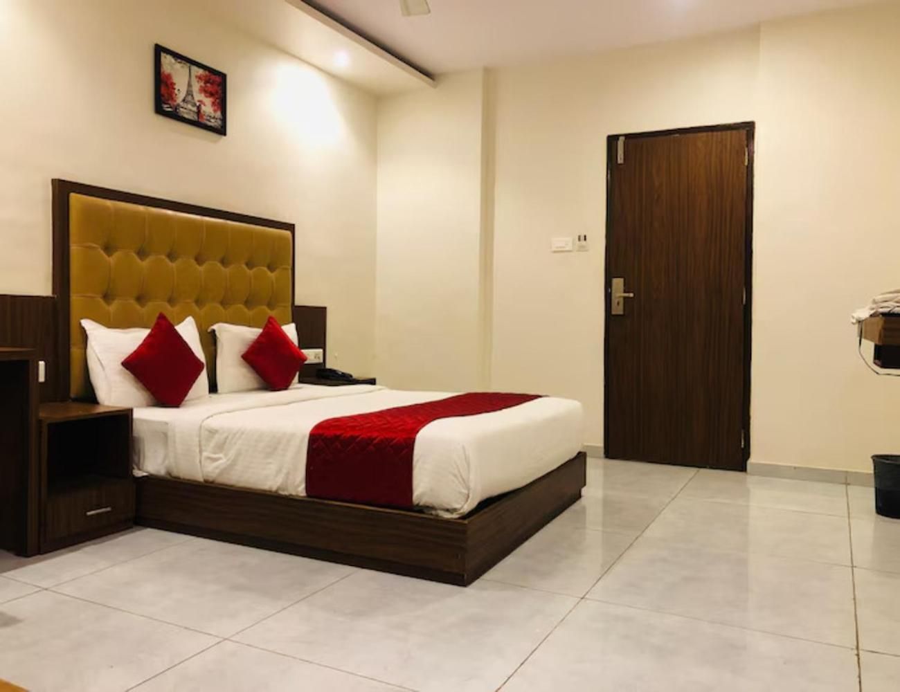 Hotel Bkc Garden - Near Jio Convention 3* Mumbai