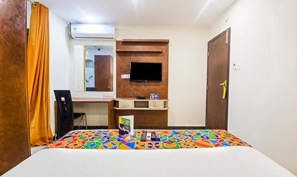 Fabhotel Axis International - Nr International Airport