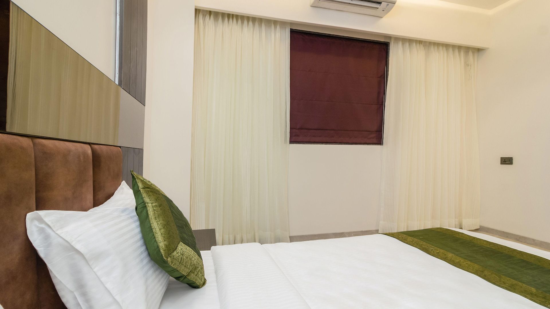 Hotel Oyster By Glitz