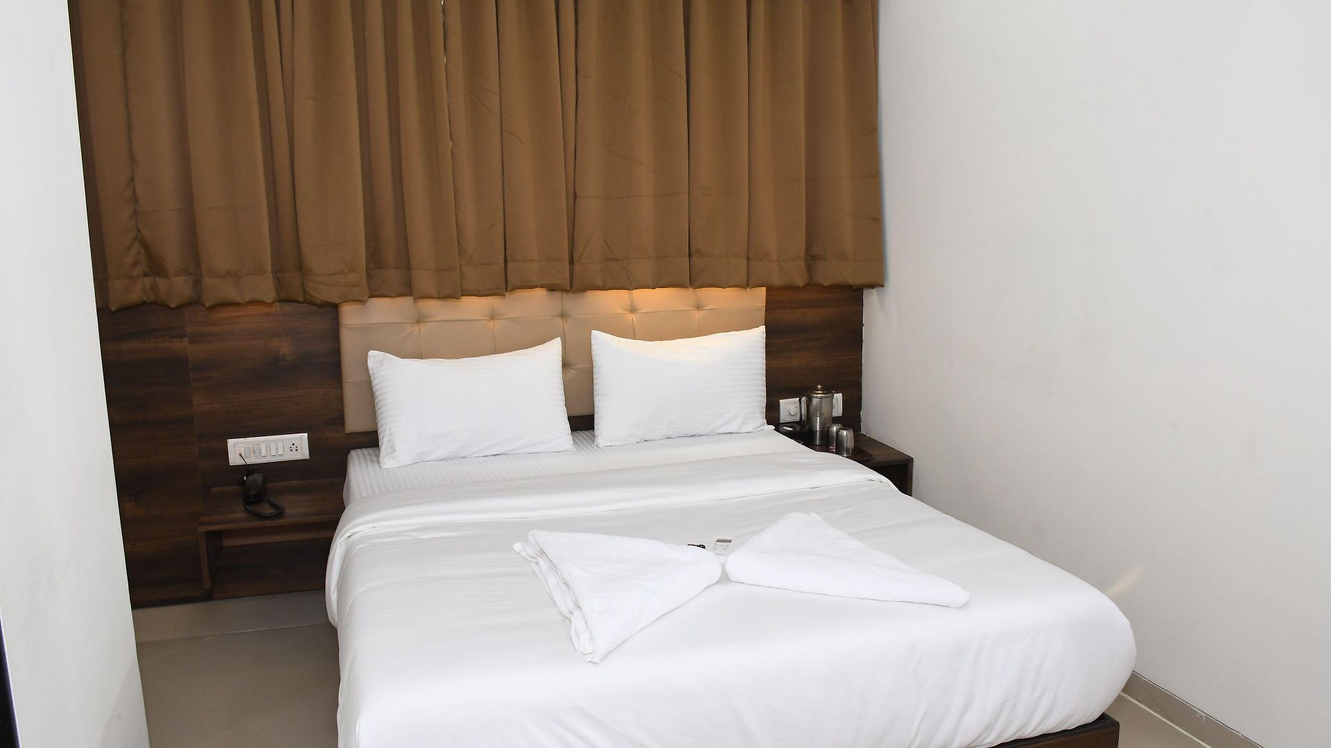 Precious Pearl Hotel 2*