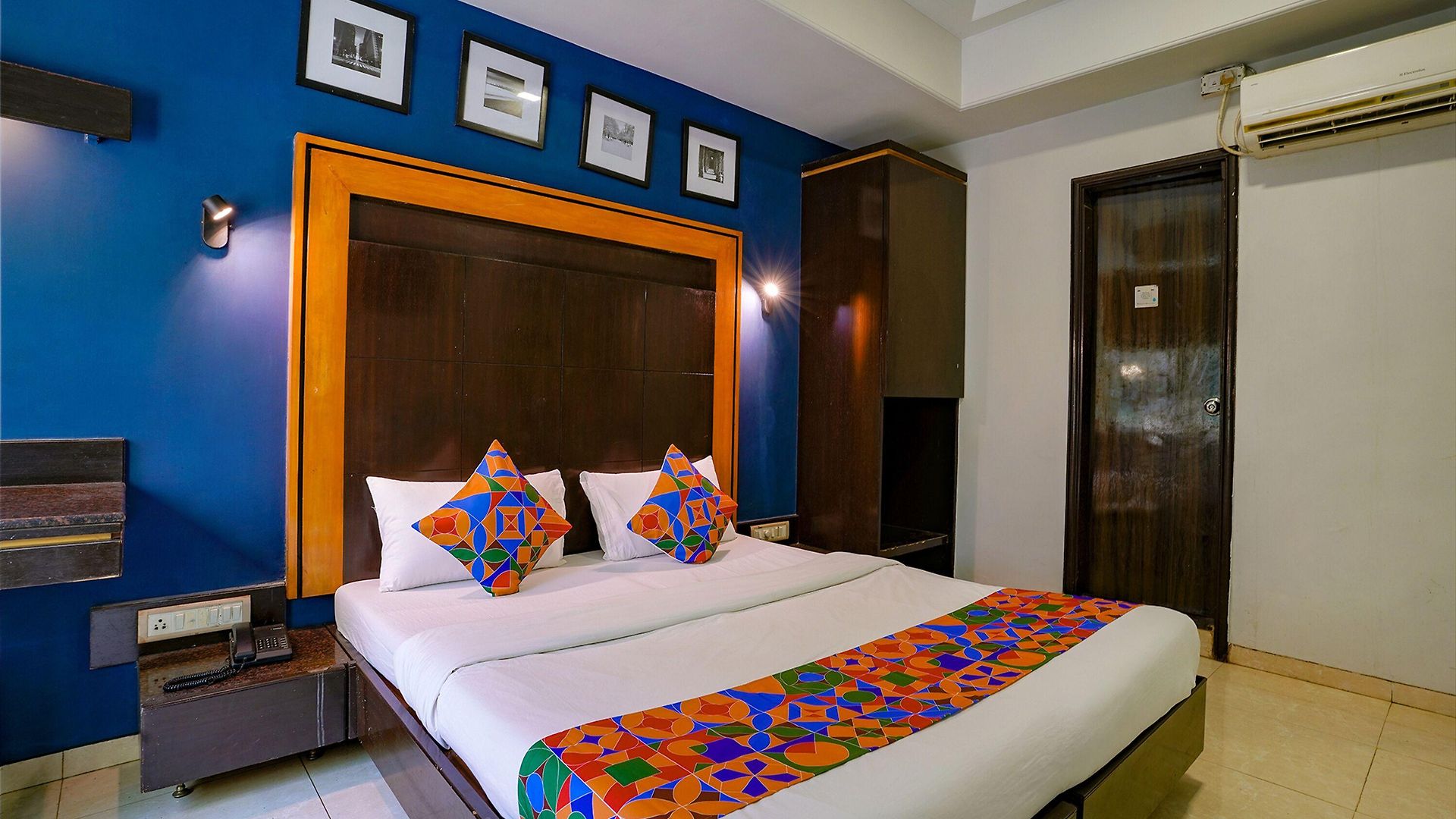 Hotel Via Manas Residency 4*