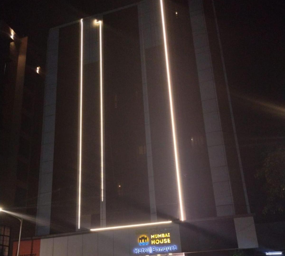 Hotel House Juhu Santacruz West