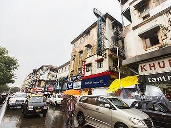 Causeway, Colaba Hotel *