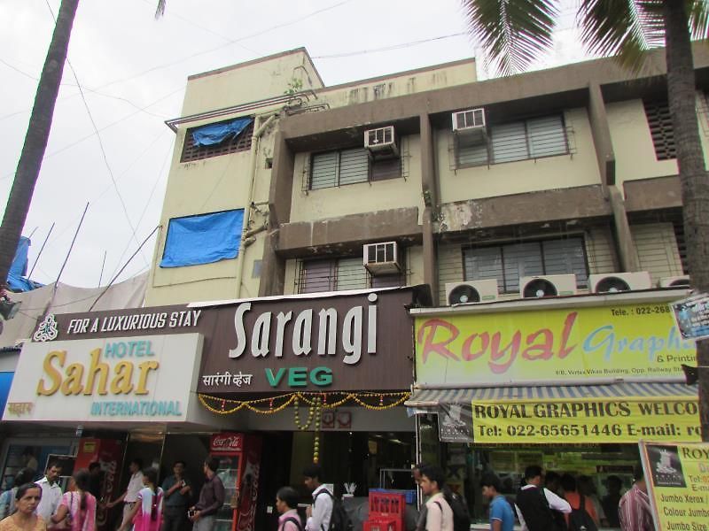 Sahar Internartional Hotel 2*