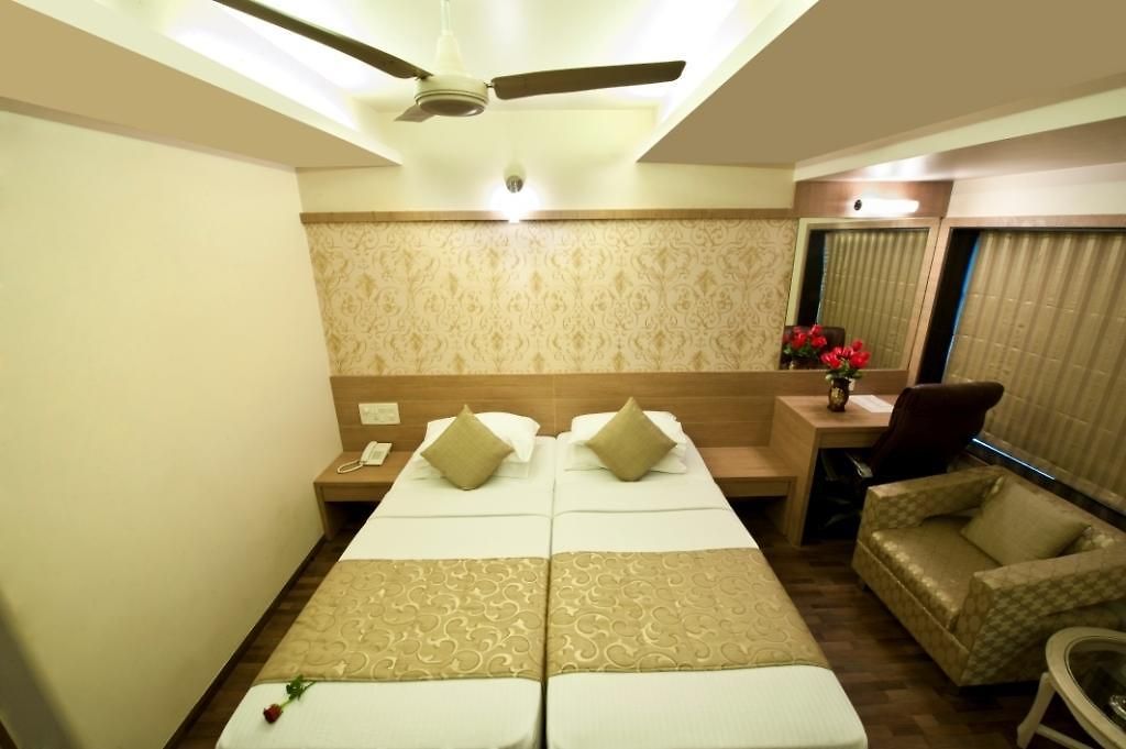 Rajhans 2* Mumbai