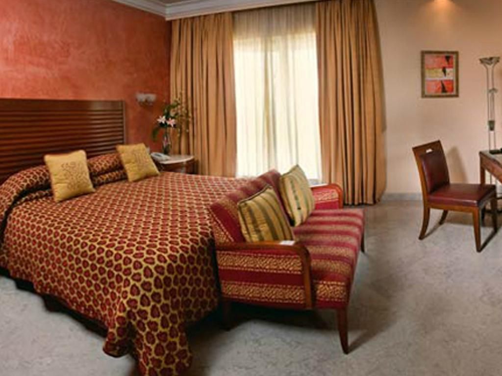 Hotel The Lalit 5*