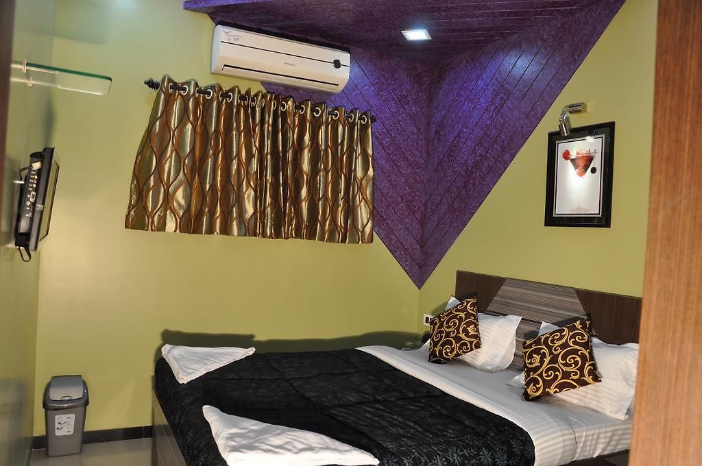 Hotel Planet Plaza Mumbai