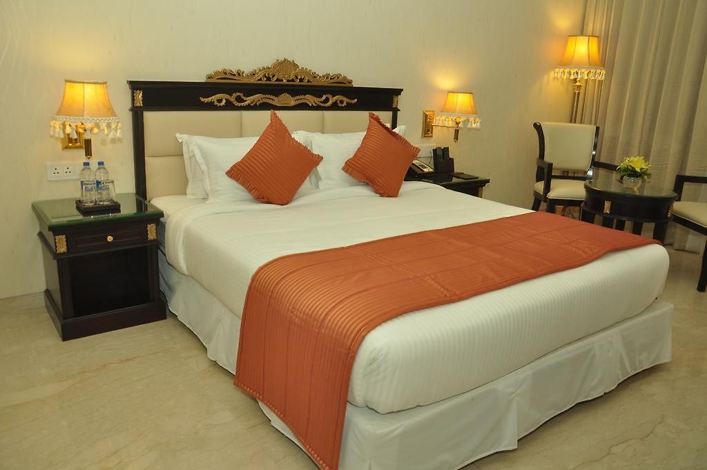 Hotel Royal Tulip Mumbai