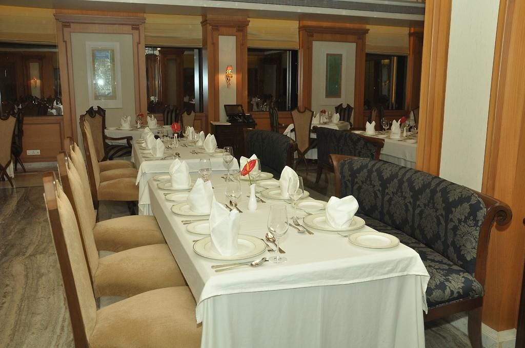 Hotel Royal Tulip Mumbai