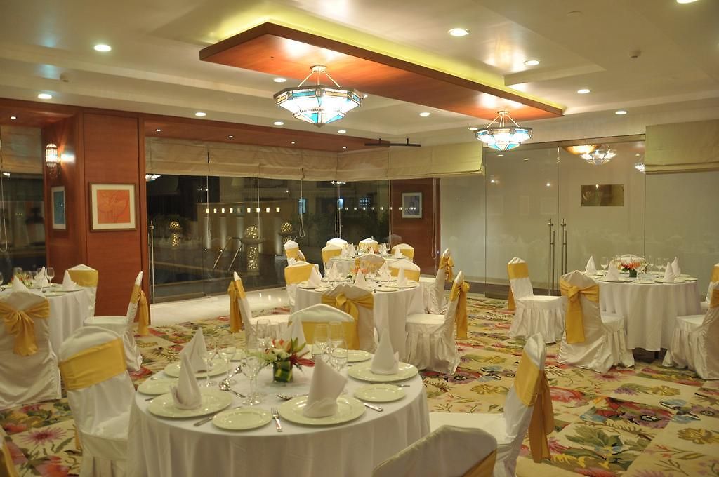 Hotel Royal Tulip Mumbai