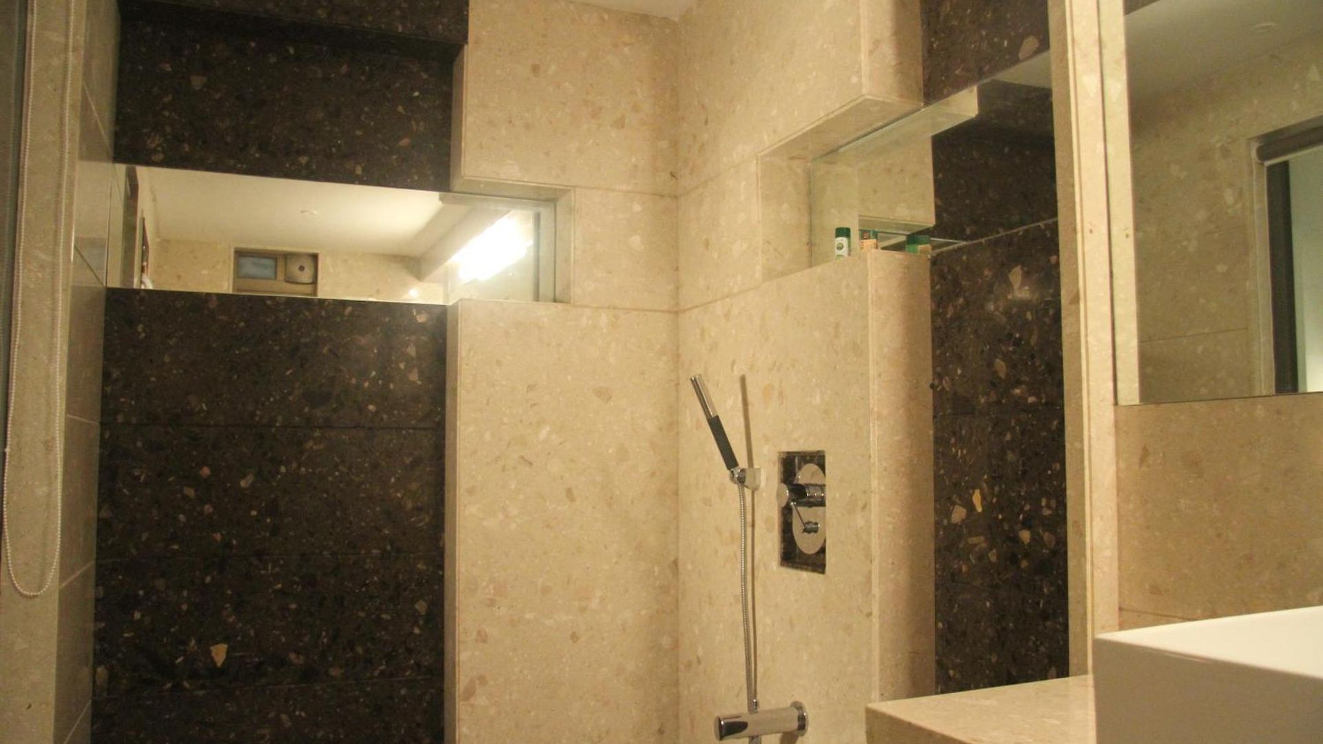Inn Beacon T2 Mumbai